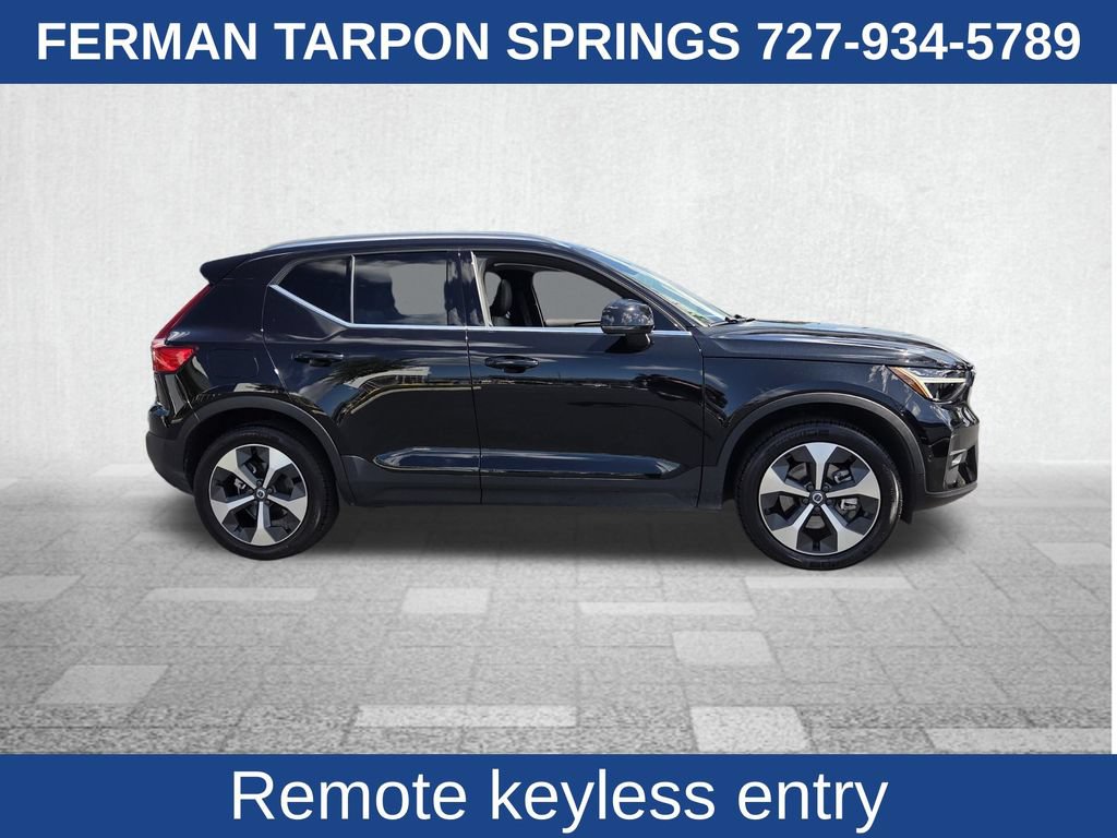 Certified 2024 Volvo XC40 B5 Plus AWD/4WD image 12