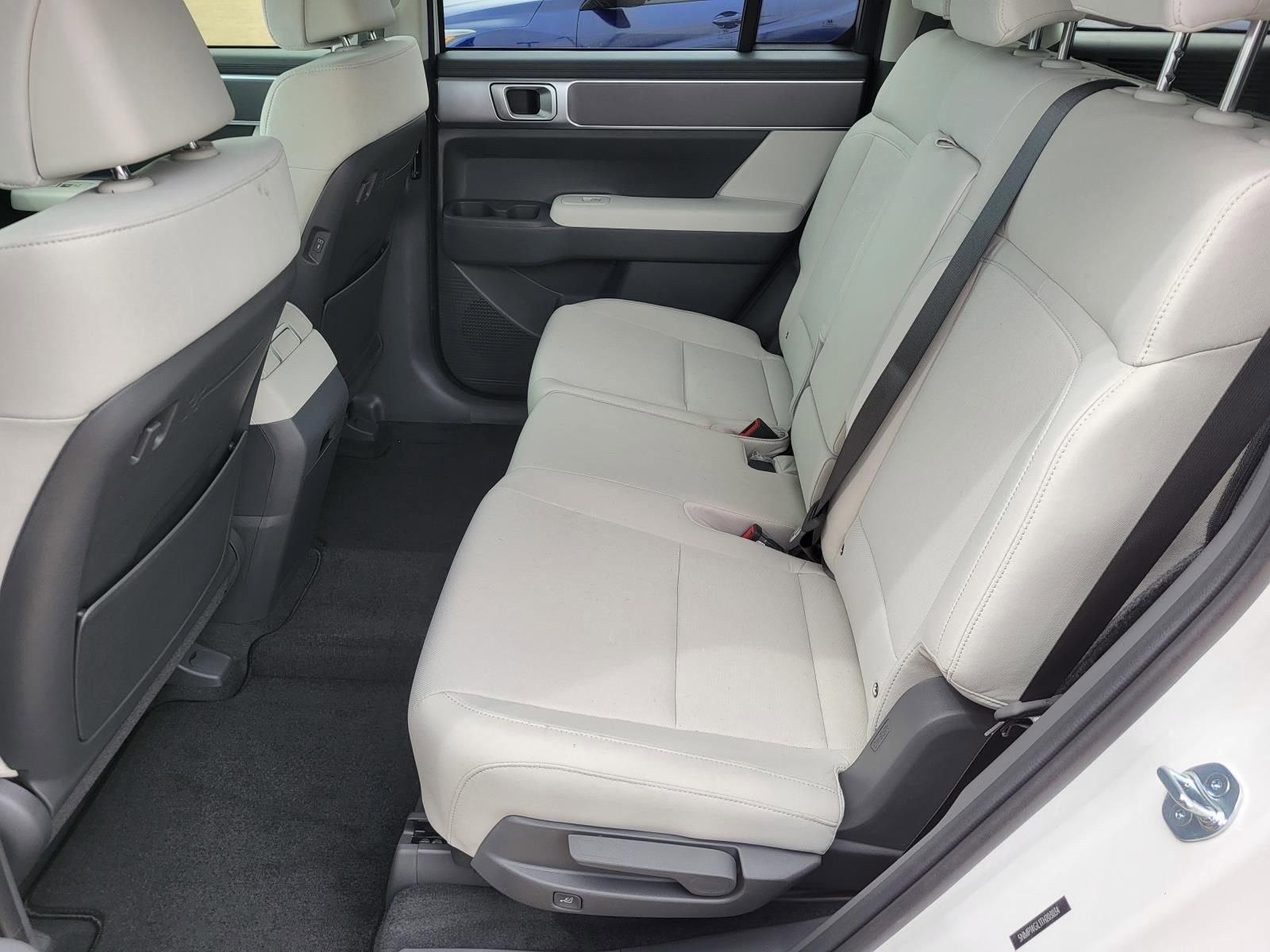 New 2026 Hyundai Santa Fe SE FWD image 11