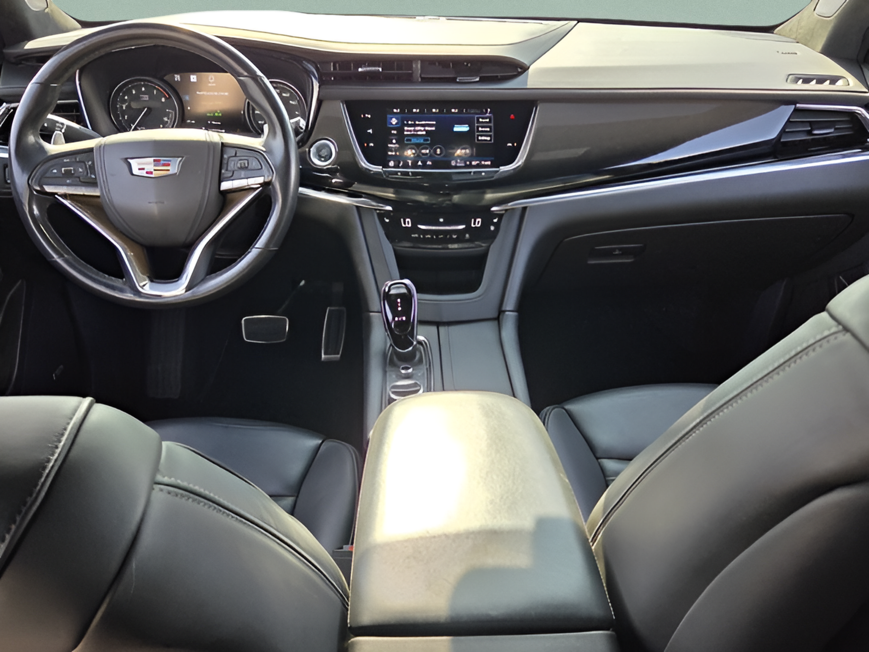 Used 2023 Cadillac XT6 Sport w/ Platinum Package AWD/4WD image 12