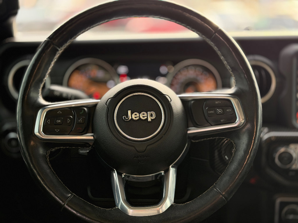 Used 2020 Jeep Wrangler Unlimited Sahara image 7