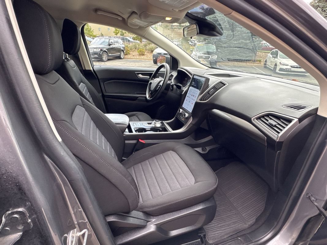 Used 2021 Ford Edge SE AWD/4WD image 15