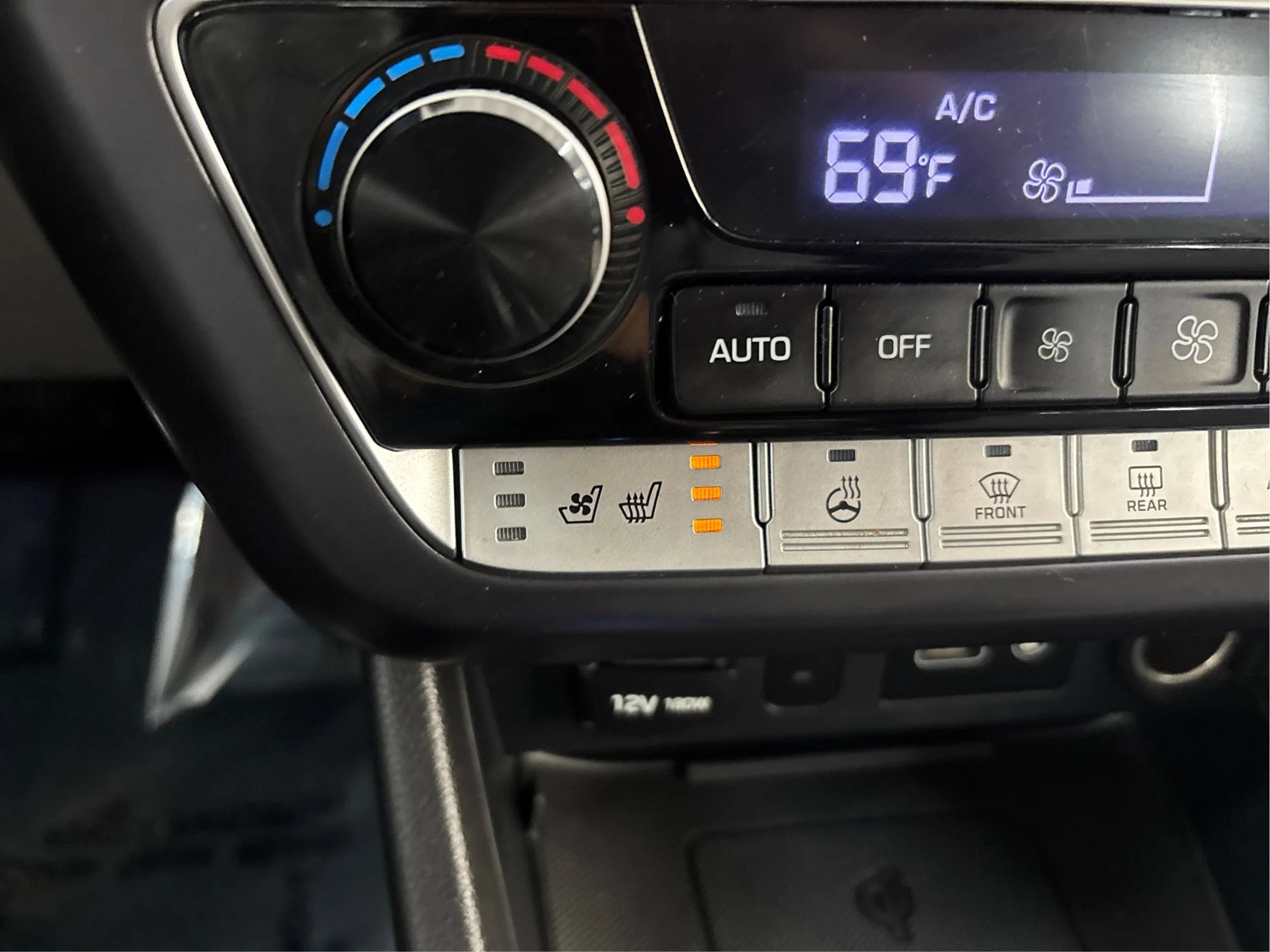 Used 2018 Hyundai Sonata Limited w/ Limited Ultimate Package 03 FWD image 43