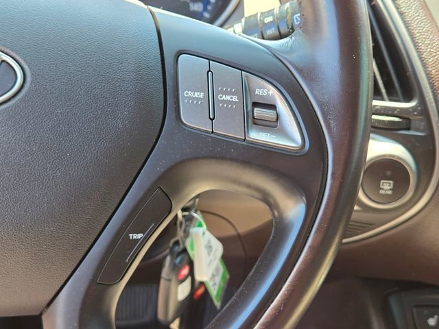 Used 2015 Hyundai Tucson SE AWD/4WD image 28