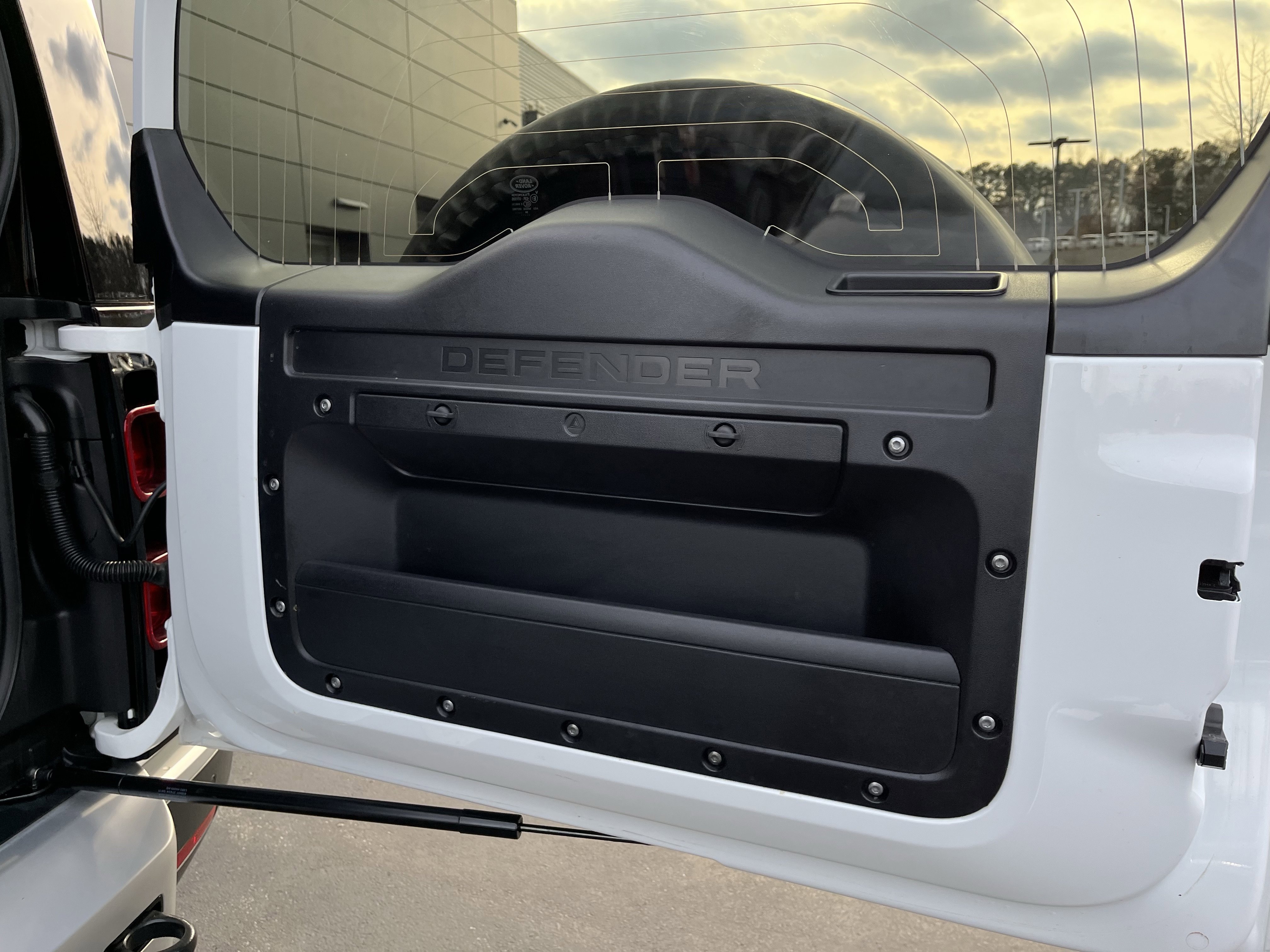 Certified 2025 Land Rover Defender 110 S image 37