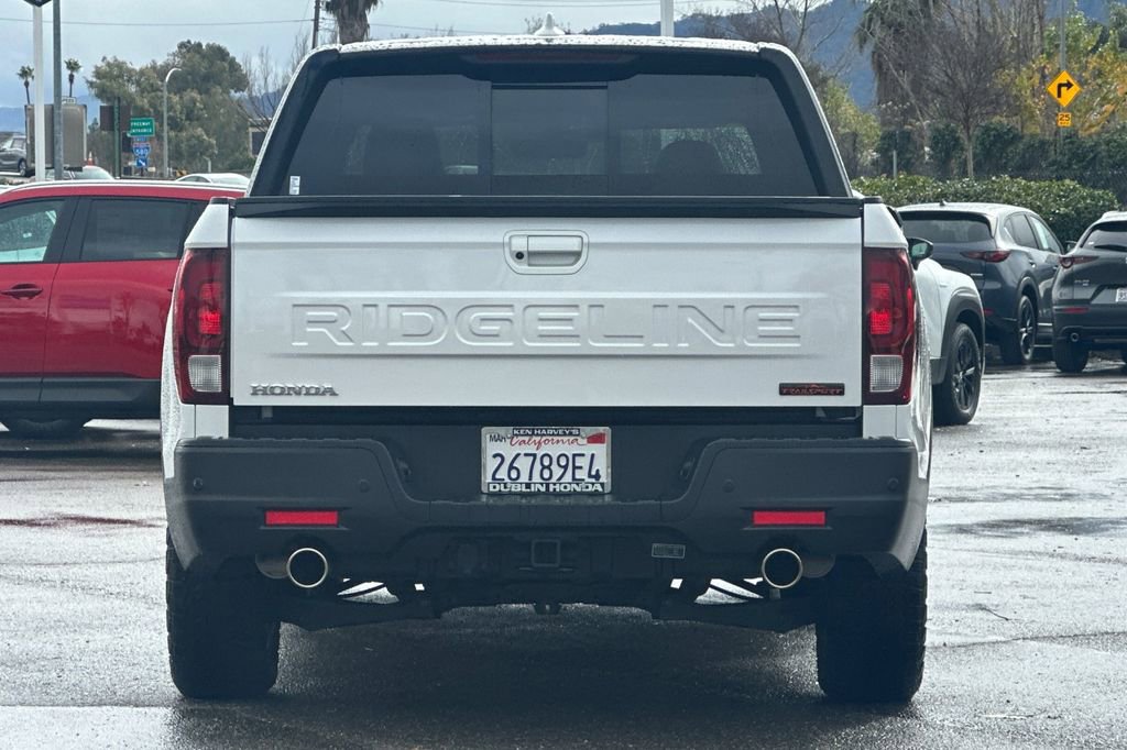 Used 2025 Honda Ridgeline TrailSport image 5