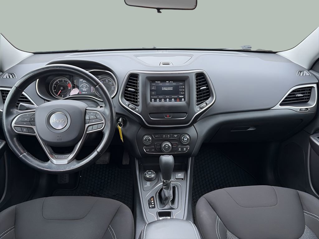 Used 2020 Jeep Cherokee Latitude w/ Cold Weather Group image 13