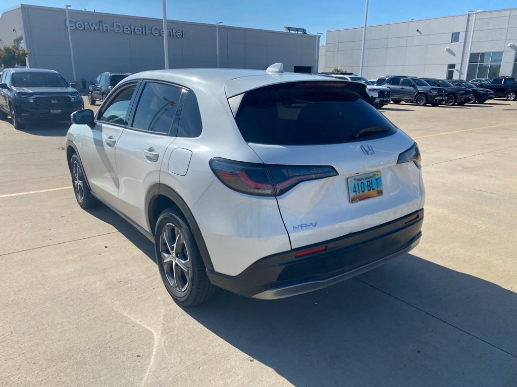 Used 2024 Honda HR-V EX-L image 6