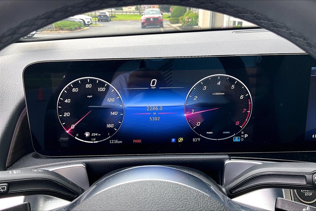Used 2026 Mercedes-Benz GLB 250 4MATIC image 22