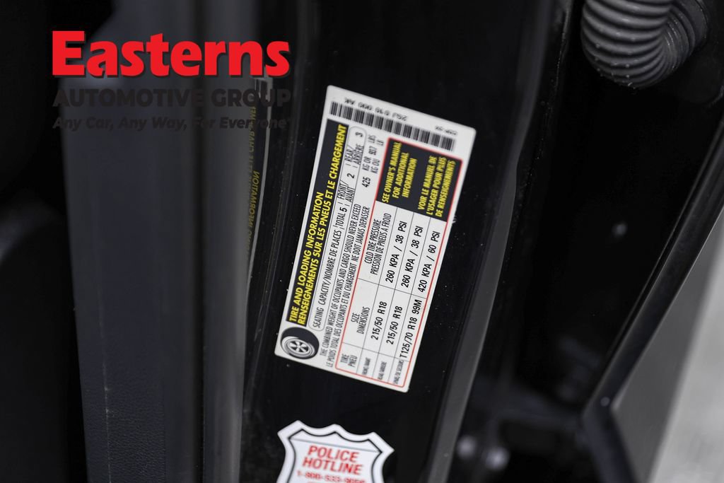 Used 2025 Volkswagen Taos SE FWD image 31