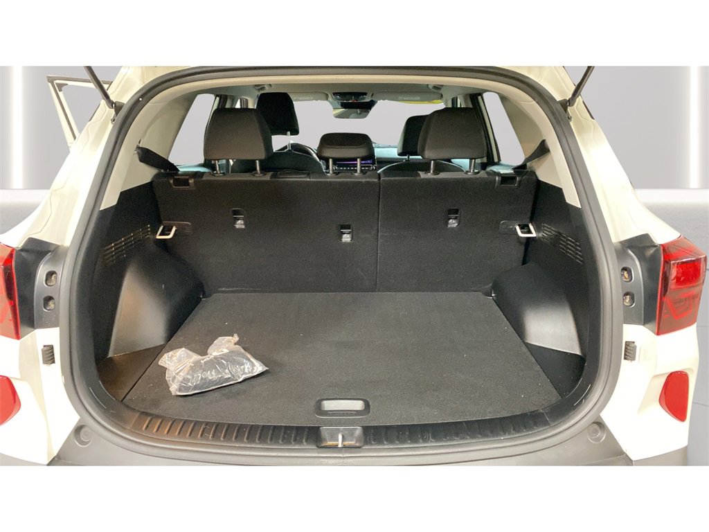 Used 2023 Kia Seltos S w/ Navigation Package image 16