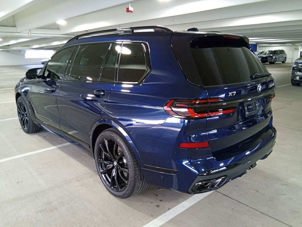 Certified 2024 BMW X7 M60i w/ Executive Package AWD/4WD image 8