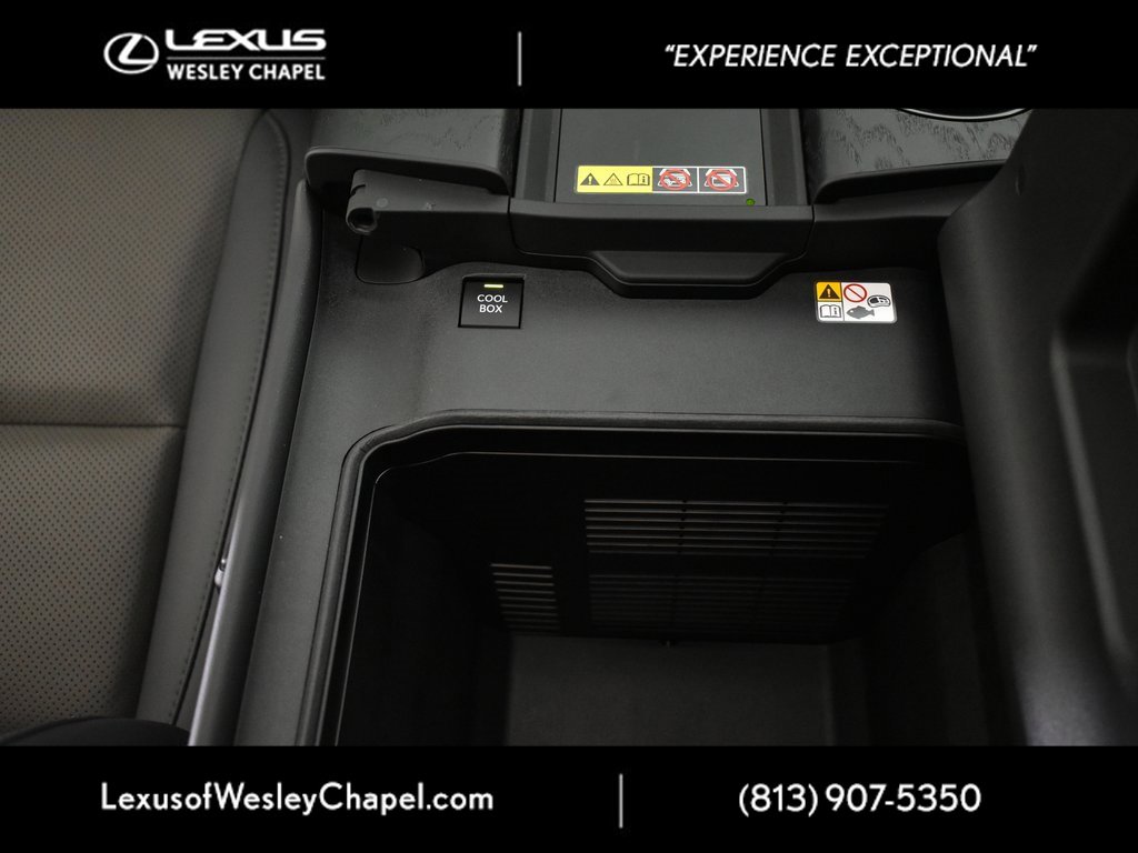 Used 2025 Lexus LX 700h Overtrail image 28