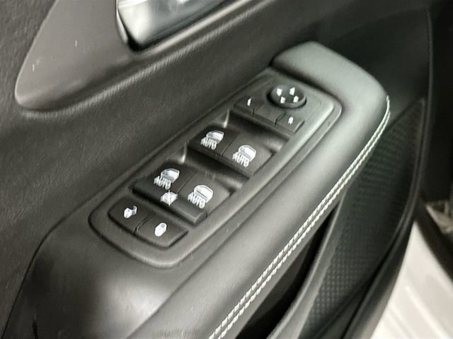 New 2026 Chrysler Pacifica Select image 17