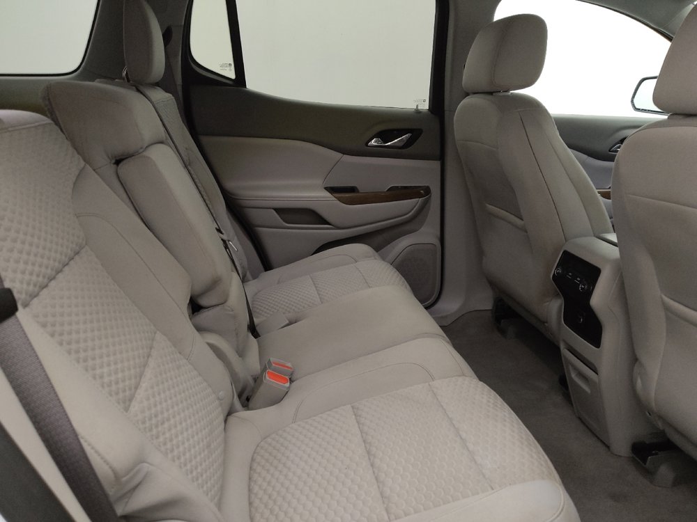 Used 2017 GMC Acadia SLE image 19