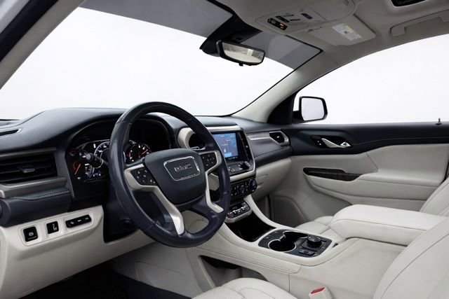 Used 2021 GMC Acadia Denali w/ Denali Ultimate Package image 13