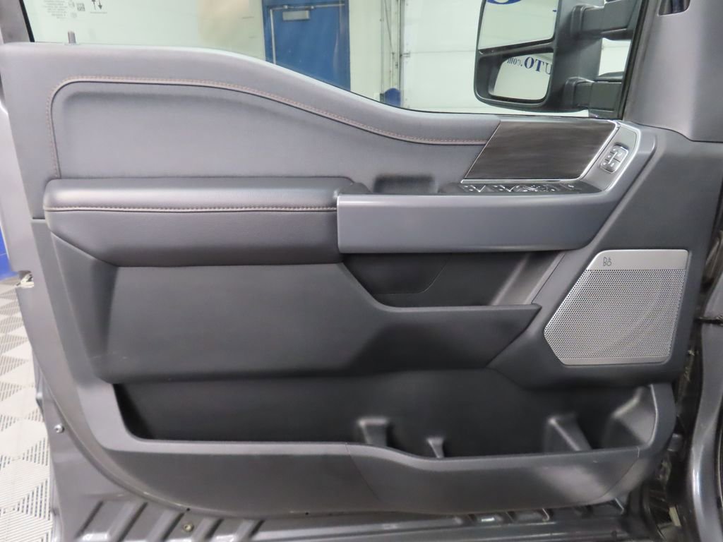Used 2025 Ford F150 Lariat w/ Tow/Haul Package AWD/4WD image 68