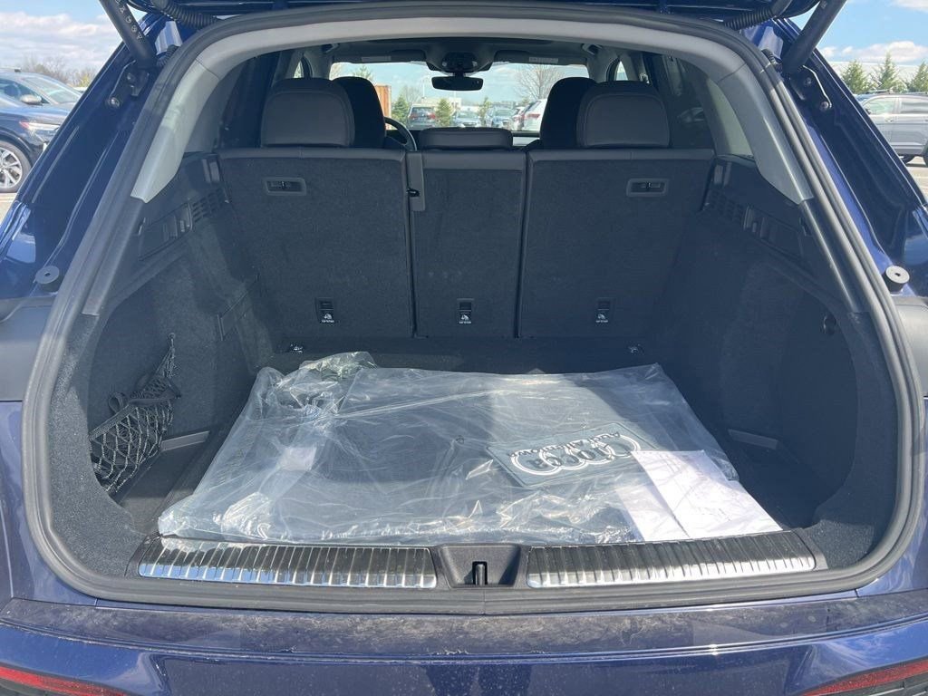 Used 2025 Audi Q5 Premium Plus w/ Premium Plus image 8