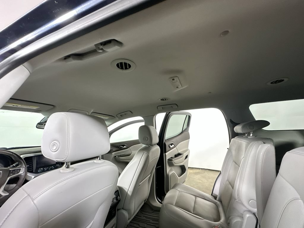 Used 2019 GMC Acadia SLT FWD image 15
