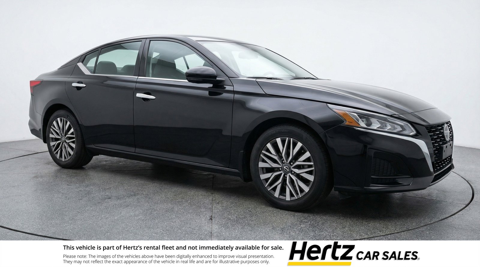 Used 2025 Nissan Altima 2.5 SV FWD image 1