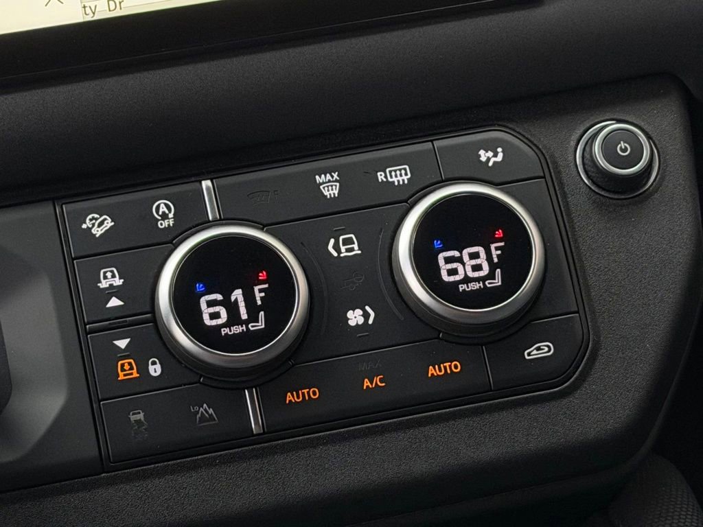 Used 2023 Land Rover Defender 110 75th Limited Edition AWD/4WD image 16