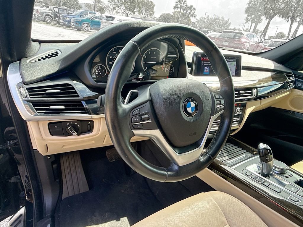 Used 2018 BMW X5 xDrive40e image 12