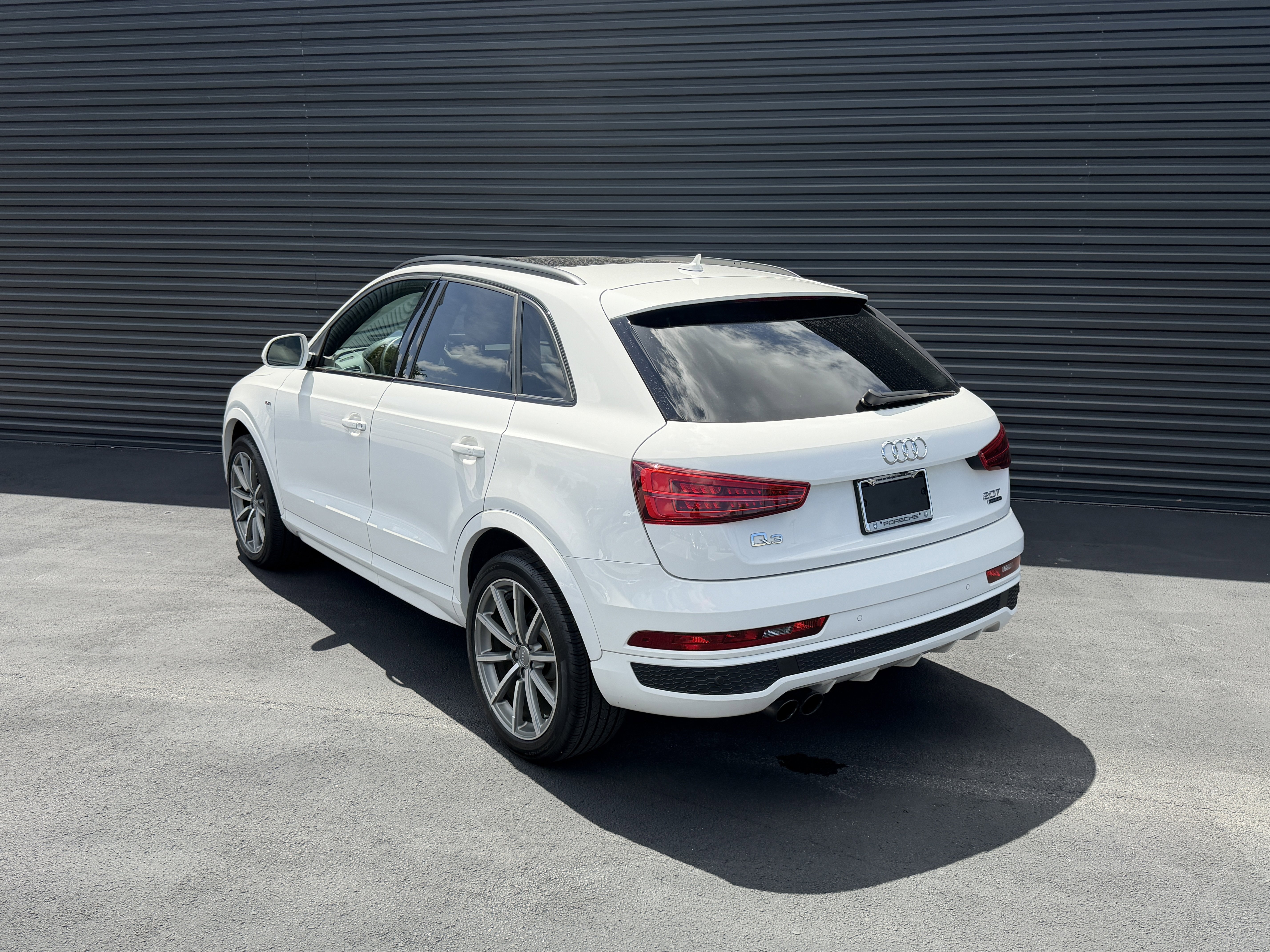 Used 2018 Audi Q3 2.0T Premium Plus AWD/4WD image 3