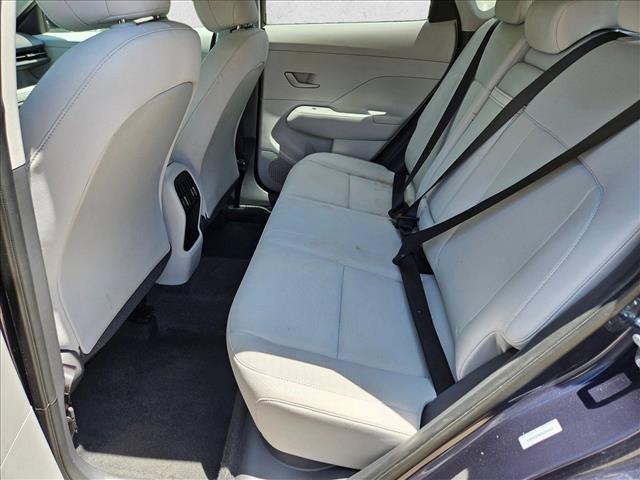 Used 2025 Hyundai Kona SEL FWD image 16