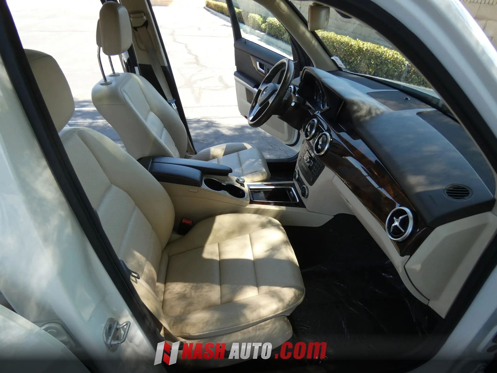 Used 2015 Mercedes-Benz GLK 350 2WD image 38