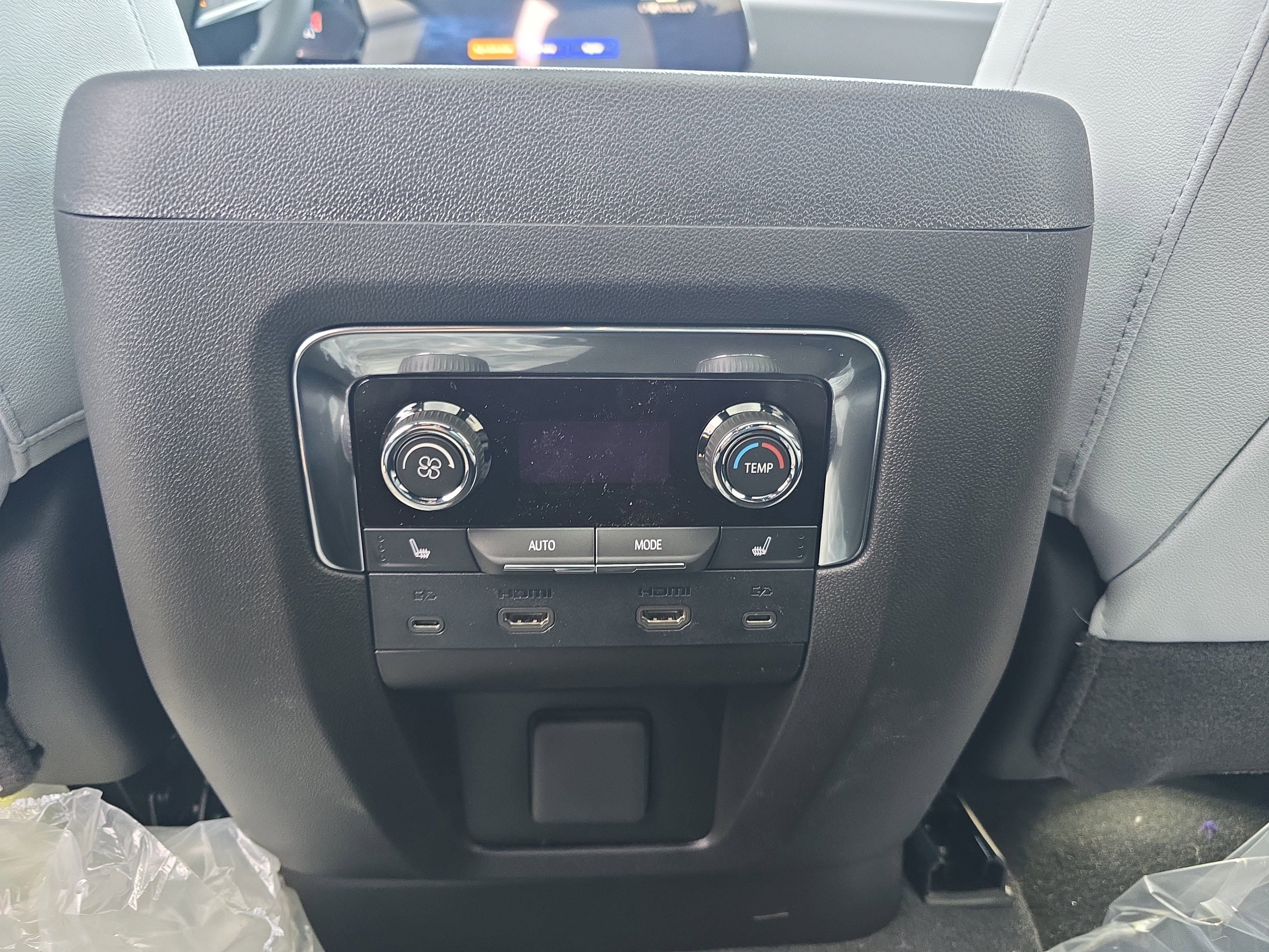 New 2026 Chevrolet Tahoe Premier image 18