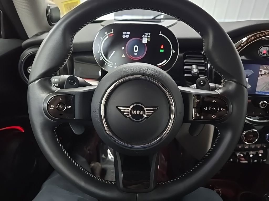 Used 2023 MINI Cooper S image 17
