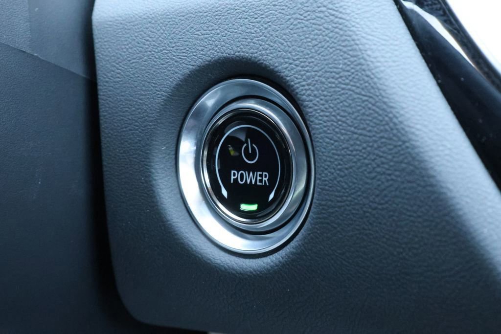 Certified 2025 Cadillac Lyriq Sport image 22