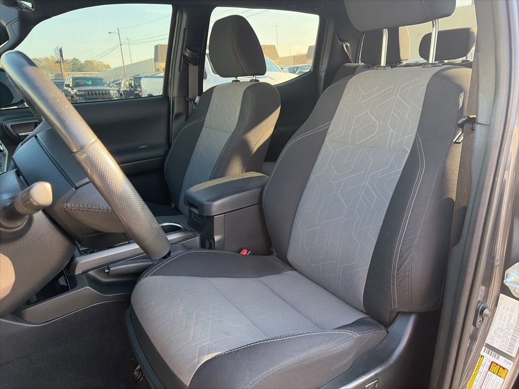 Used 2023 Toyota Tacoma TRD Off-Road image 11