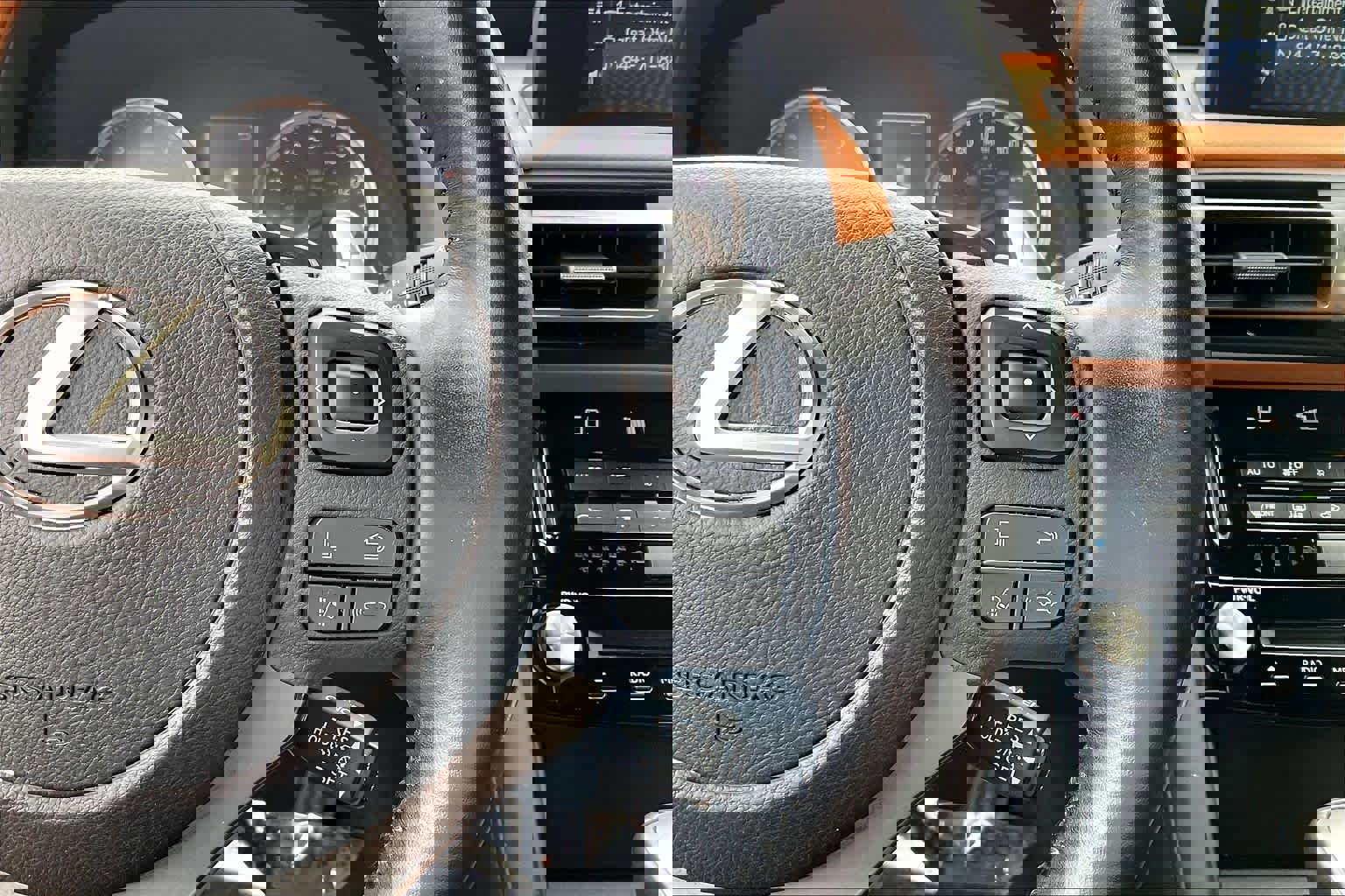 Used 2022 Lexus IS 300 AWD w/ Premium Package image 19