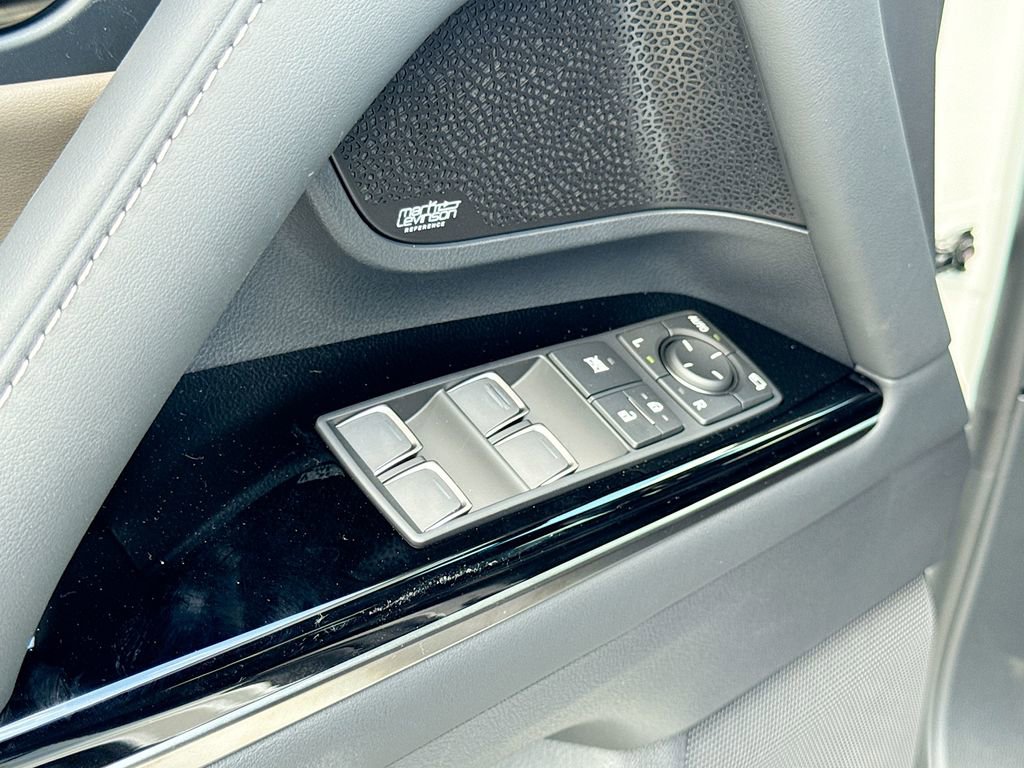 New 2025 Lexus LX 700h Overtrail image 19