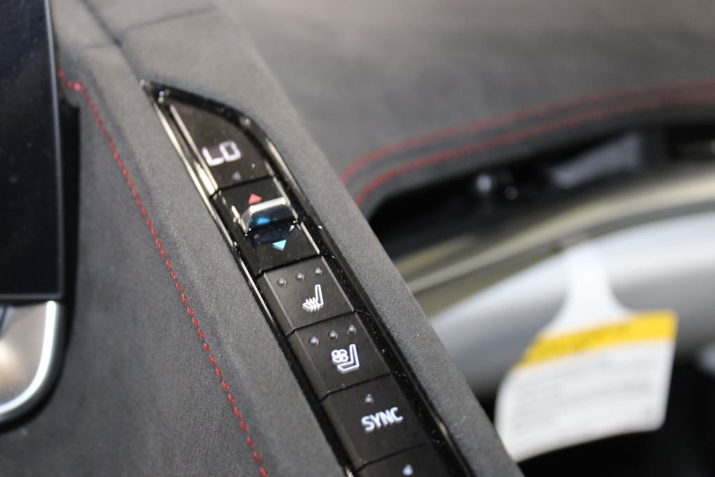 Used 2023 Chevrolet Corvette Stingray Premium Conv image 36
