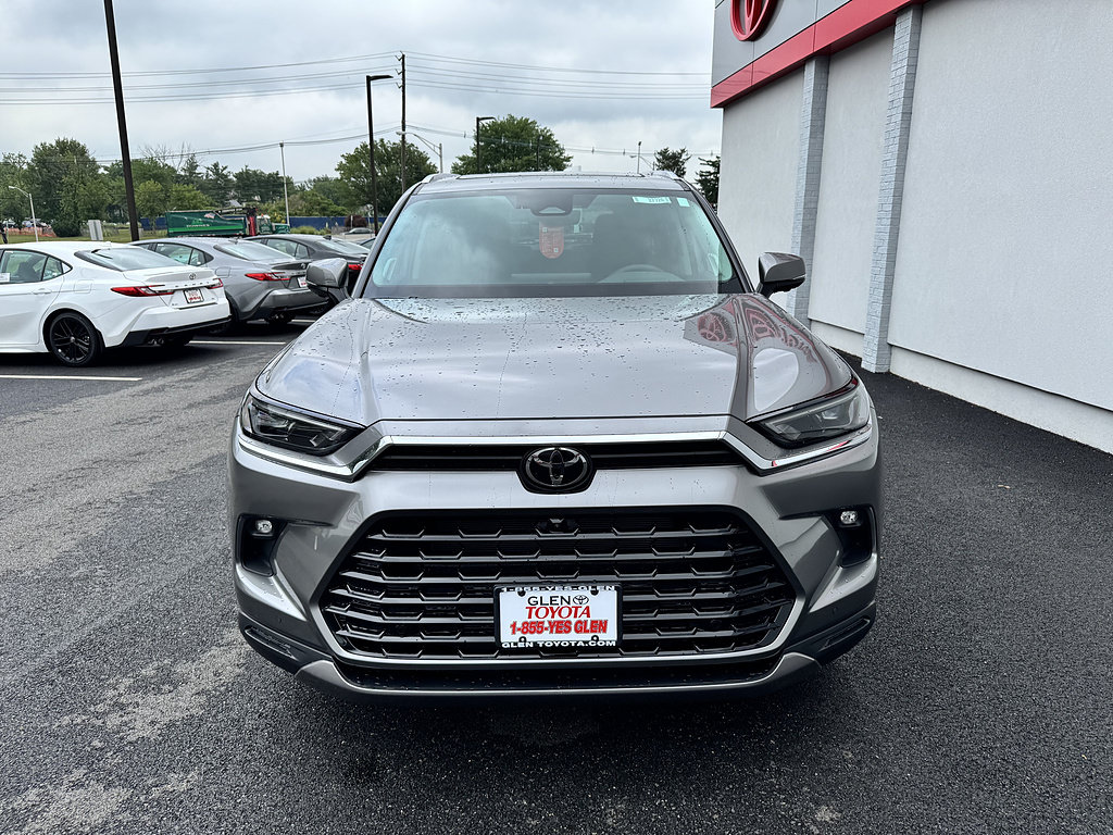 New 2026 Toyota Grand Highlander AWD image 3