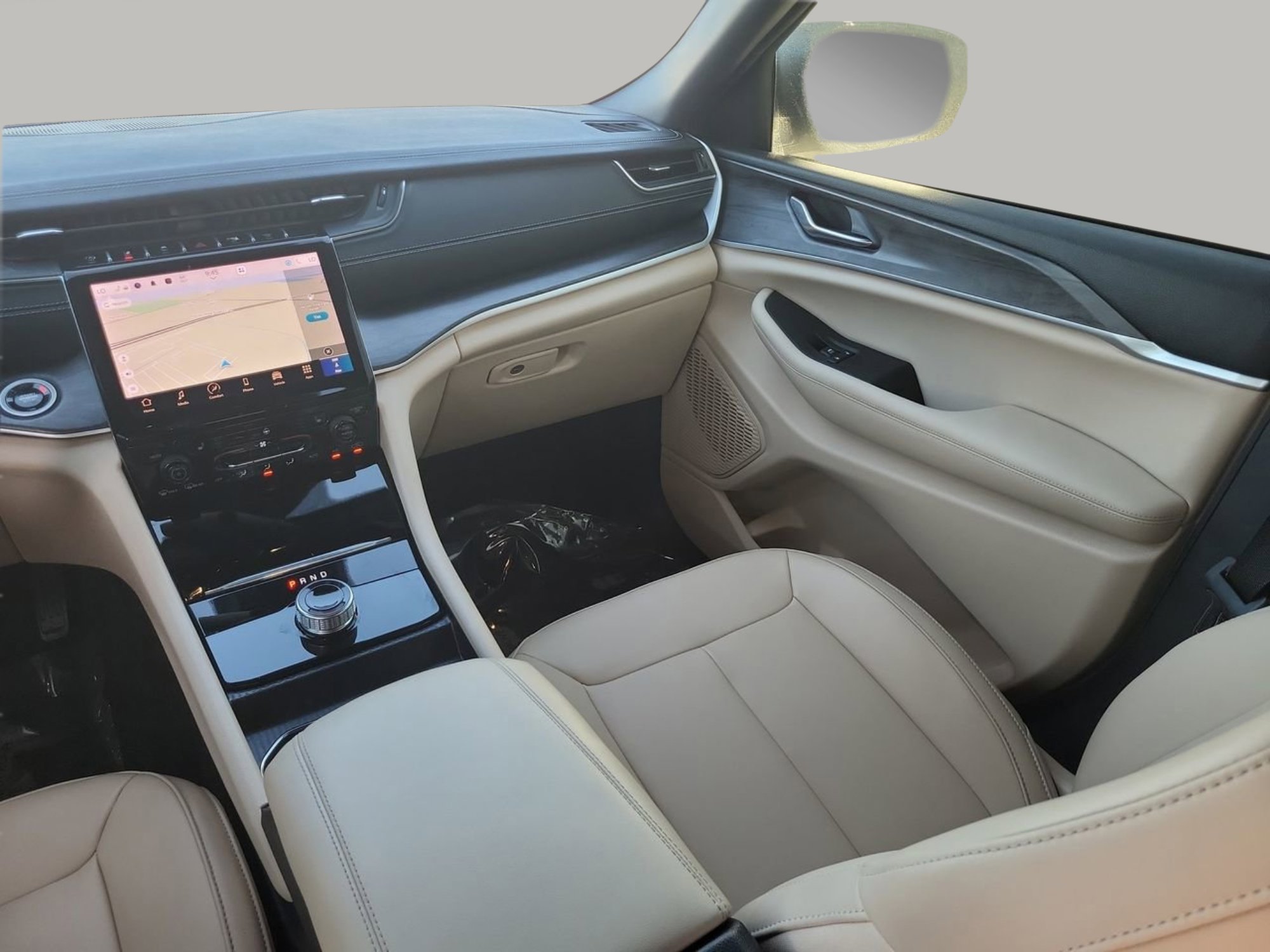 Used 2024 Jeep Grand Cherokee Limited image 15