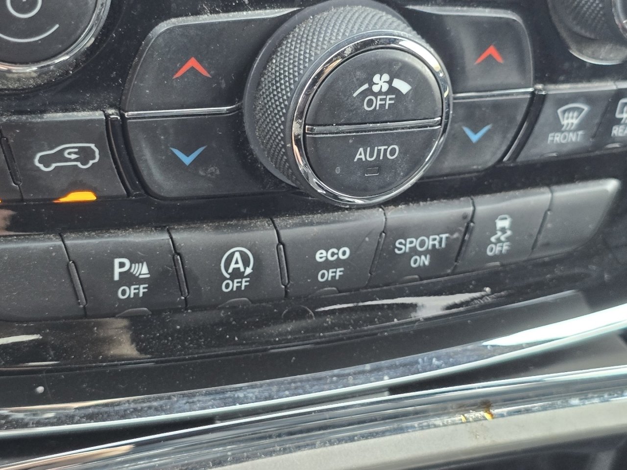 Used 2021 Jeep Grand Cherokee Limited AWD/4WD image 31