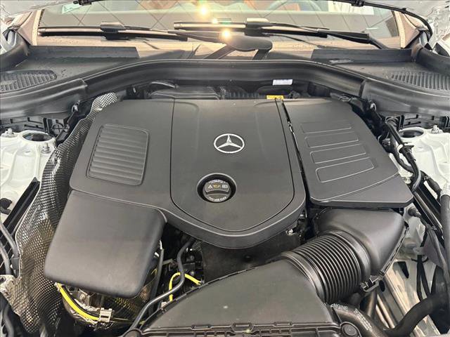 Certified 2025 Mercedes-Benz GLC 300 4MATIC image 18