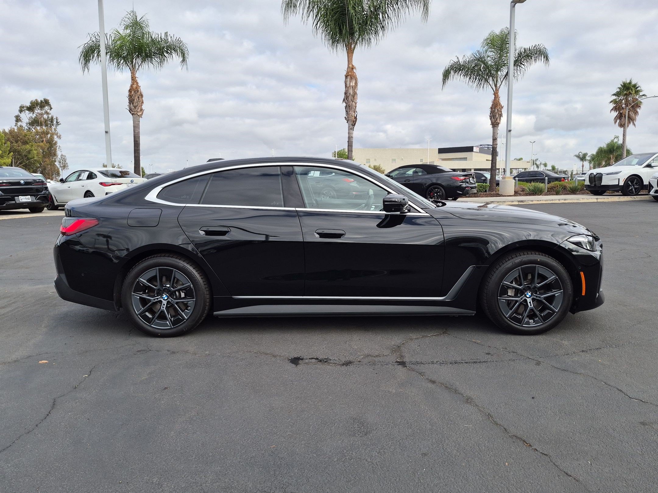 Certified 2025 BMW i4 eDrive40 w/ Parking Assistance Package RWD image 11