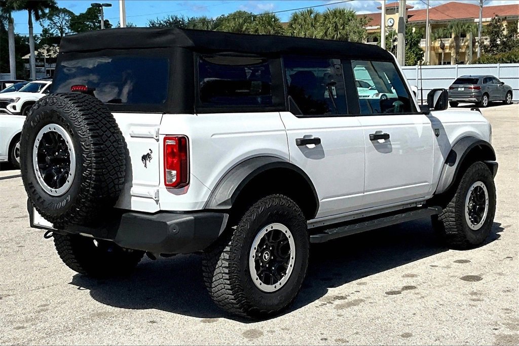 Used 2023 Ford Bronco Big Bend w/ Sasquatch Package image 5