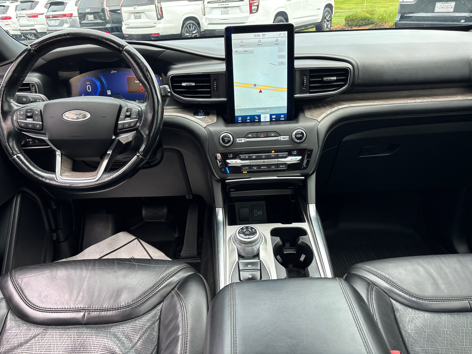 Used 2020 Ford Explorer Platinum w/ Premium Technology Package AWD/4WD image 29