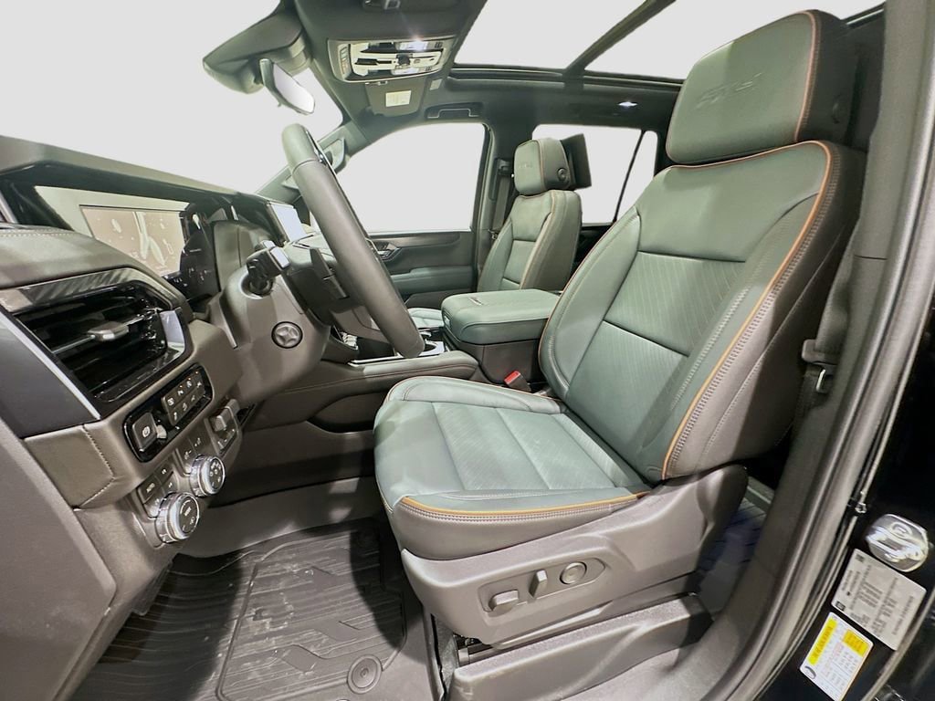 New 2026 GMC Yukon AT4 w/ AT4 Premium Plus Package AWD/4WD image 22
