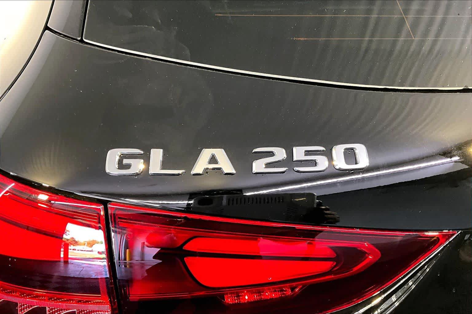 New 2026 Mercedes-Benz GLA 250 4MATIC image 6