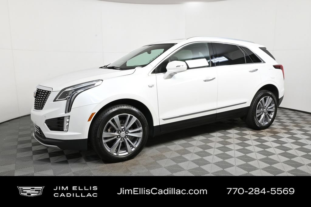 Certified 2025 Cadillac XT5 Premium Luxury image 2