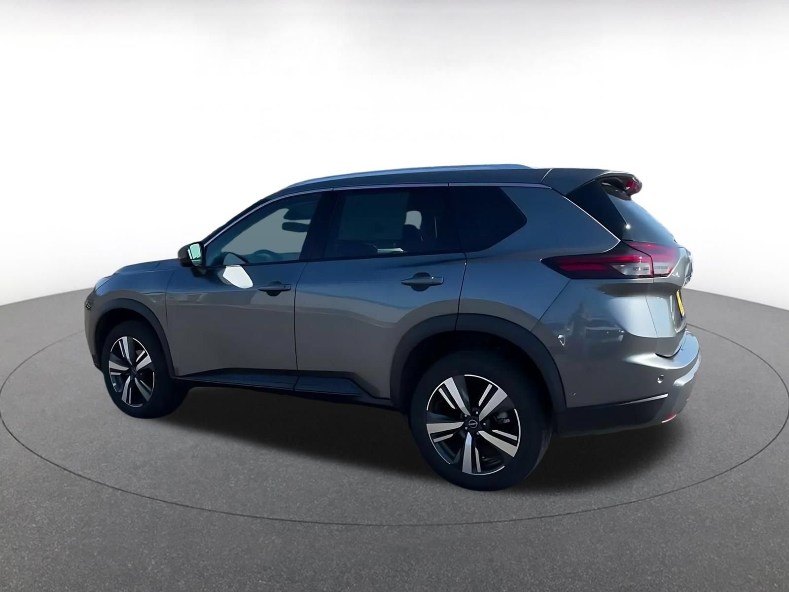 Used 2026 Nissan Rogue SL AWD/4WD image 8