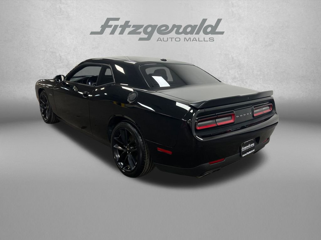 Used 2023 Dodge Challenger R/T RWD image 3