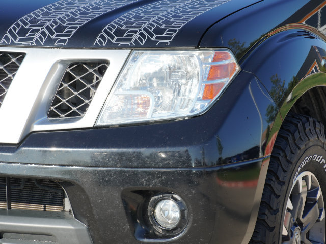 Used 2020 Nissan Frontier PRO-4X AWD/4WD image 8