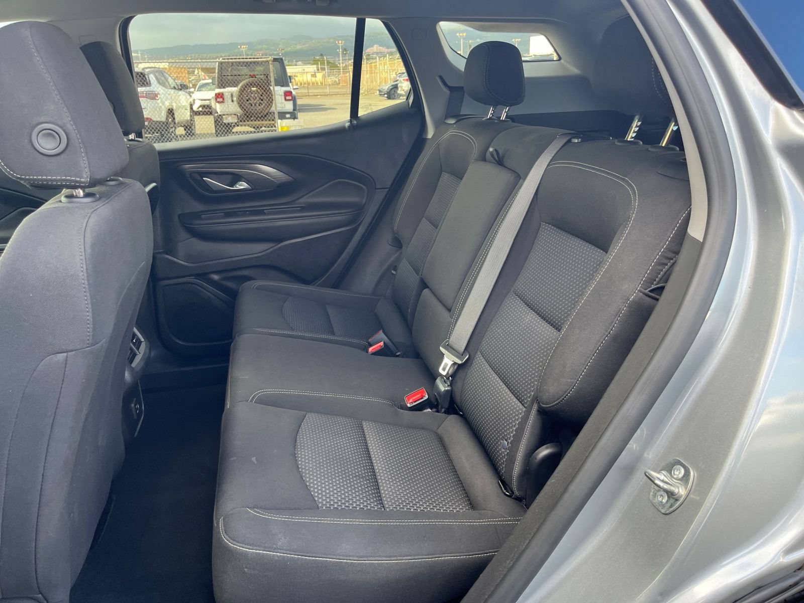 Used 2024 GMC Terrain SLE FWD image 21
