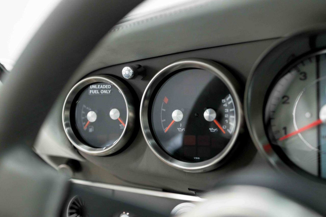 Used 1991 Porsche 911 Carrera image 73